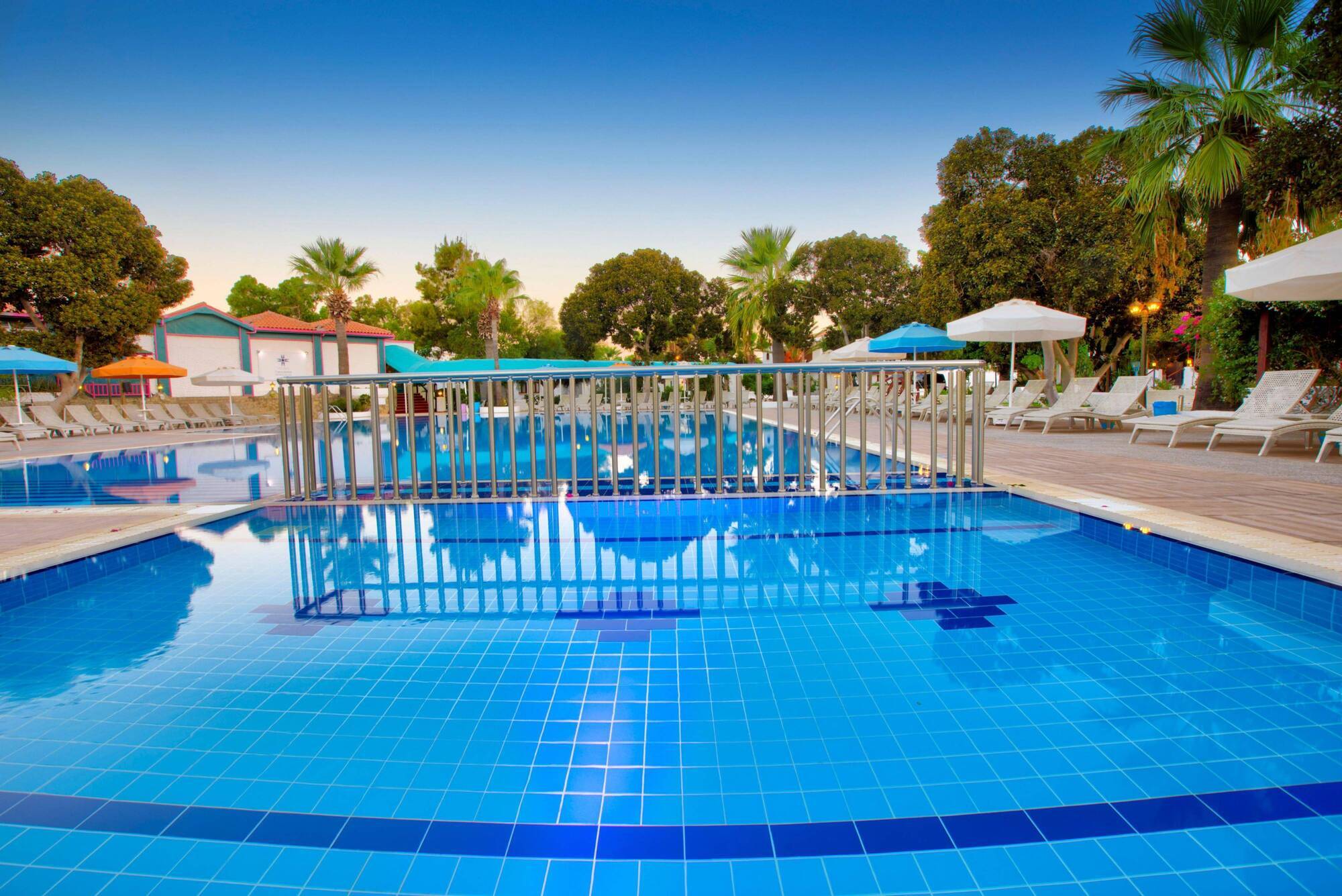 Merit Cyprus Gardens Holiday Famagusta  Exterior photo